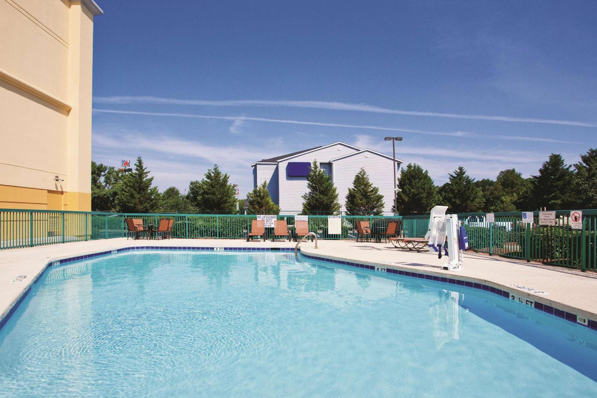 La Quinta By Wyndham Florence Buitenkant foto