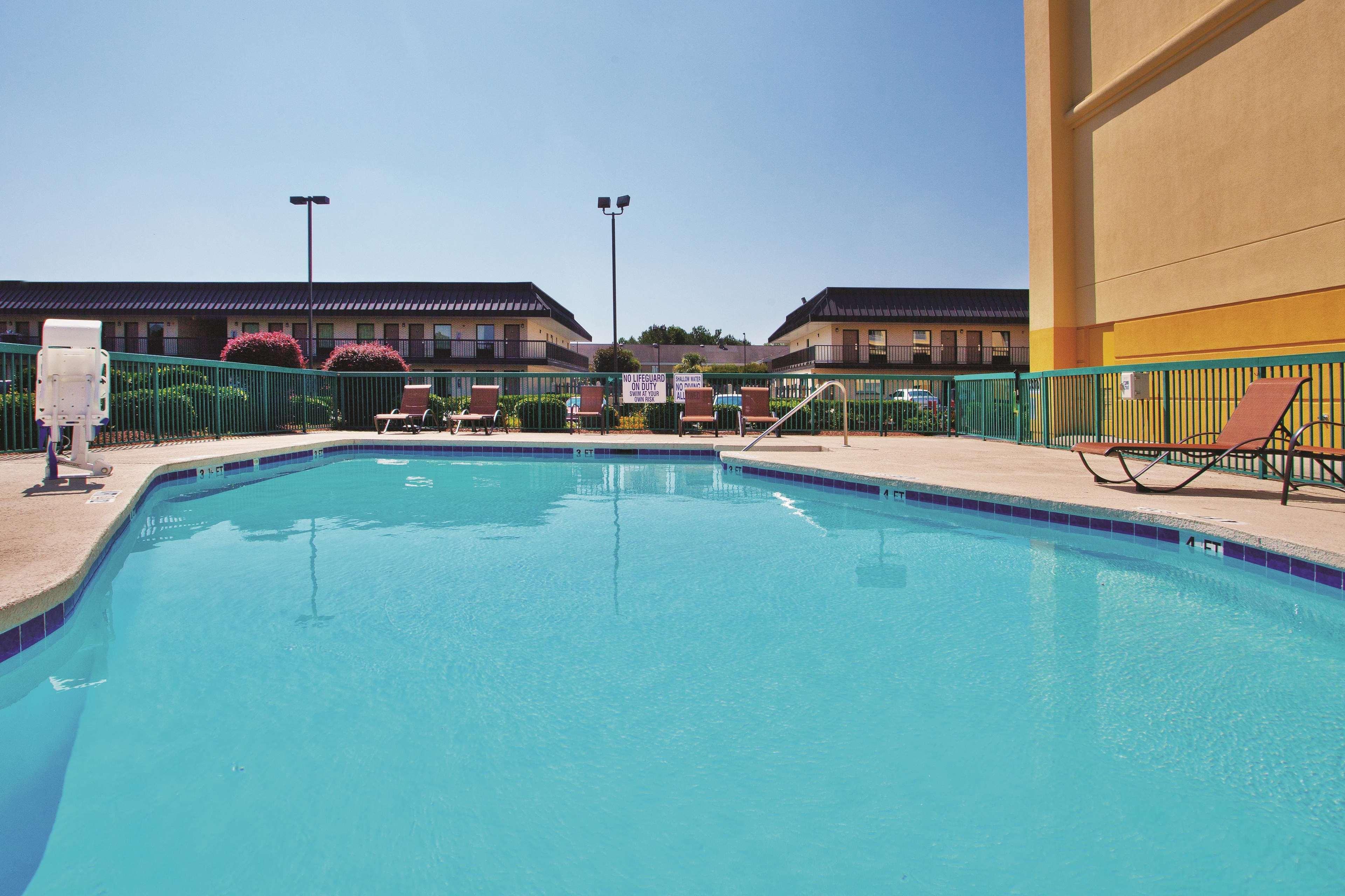 La Quinta By Wyndham Florence Buitenkant foto