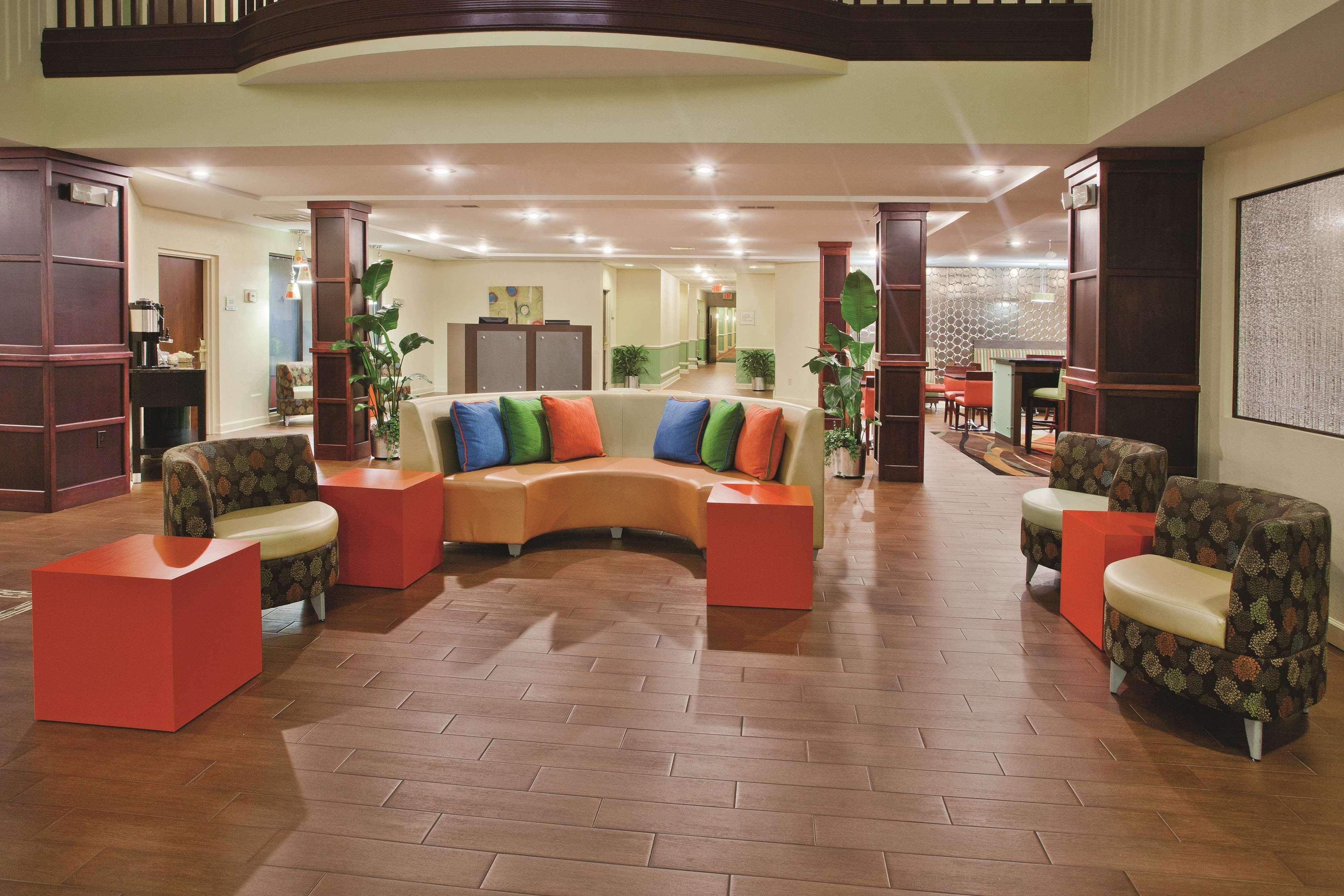 La Quinta By Wyndham Florence Buitenkant foto